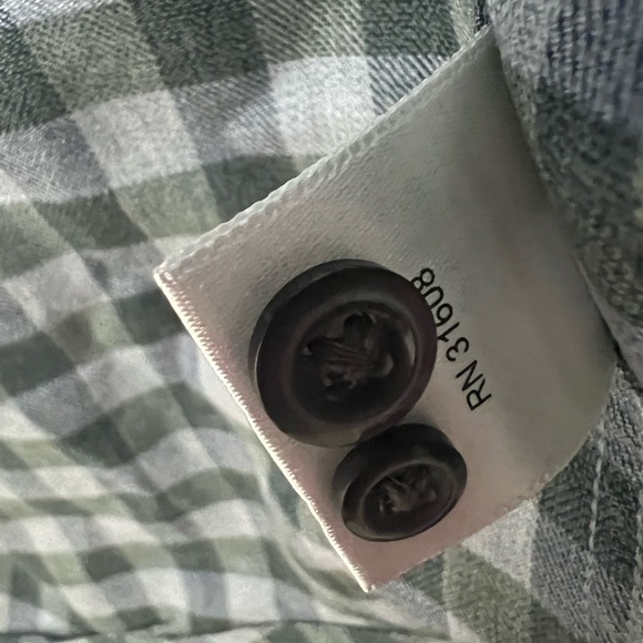 Jos.A. Bank Men's Tailored Fit Shirt - Gray Checkered, XL, EUC, casual, quality - Picture 5 of 6